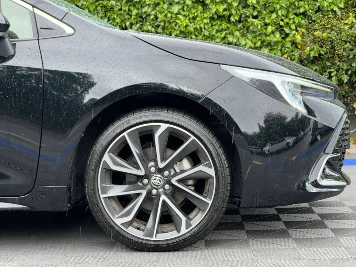 Toyota Corolla Hatchback, Petrol Hybrid, 2025, Black