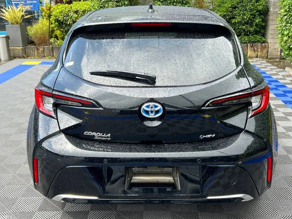 Toyota Corolla Hatchback, Petrol Hybrid, 2025, Black