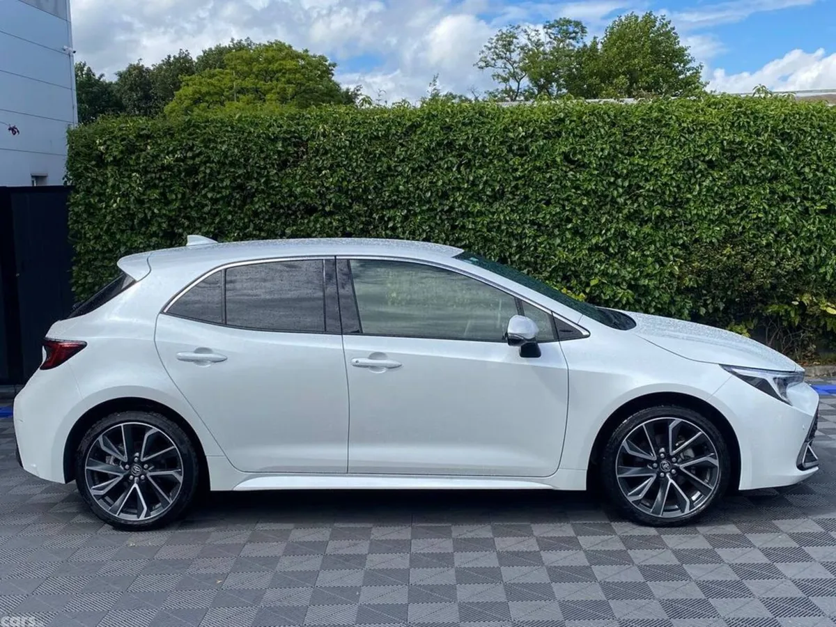 Toyota Corolla Hatchback, Petrol Hybrid, 2025, Black