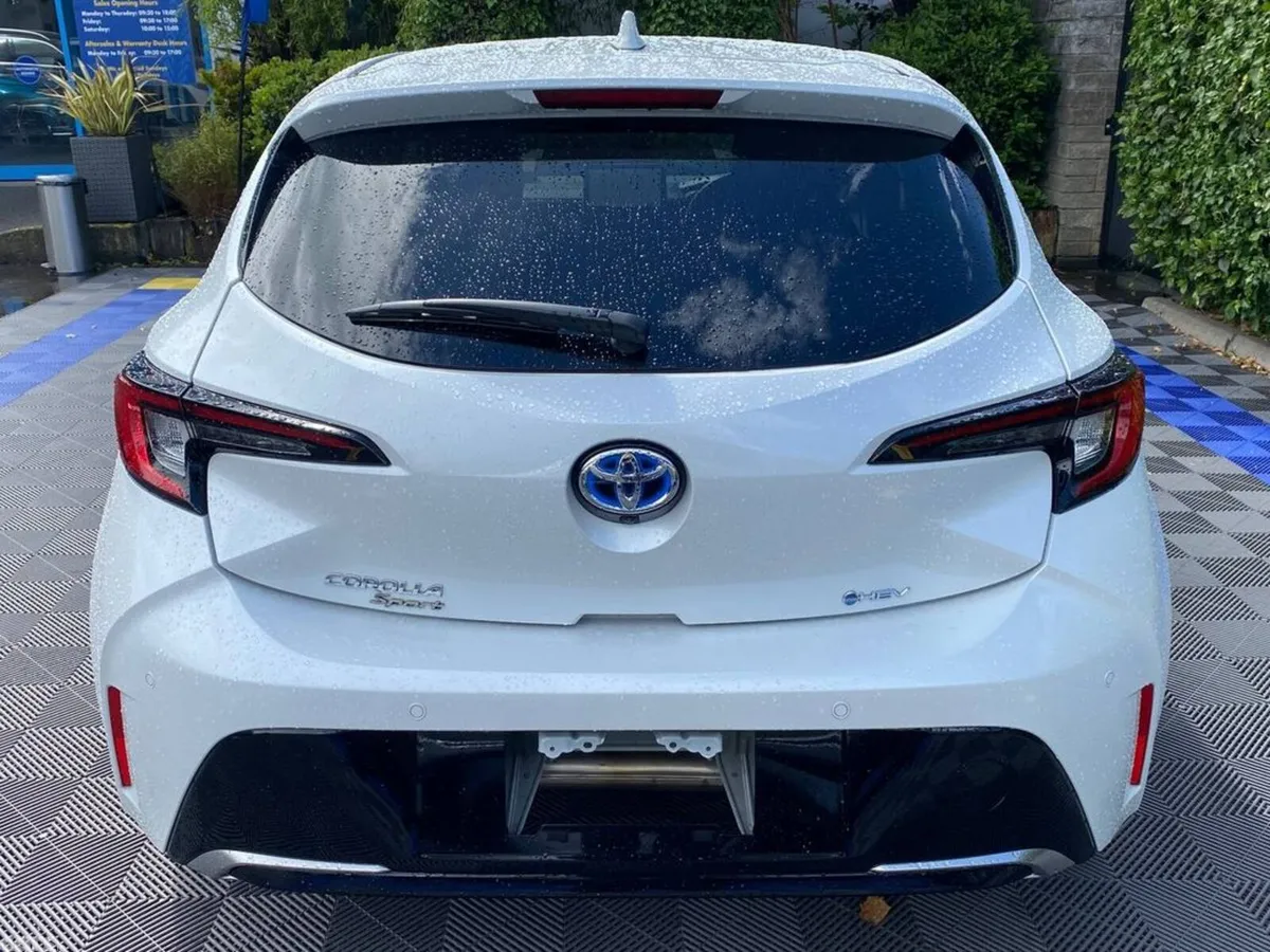 Toyota Corolla Hatchback, Petrol Hybrid, 2025, Black
