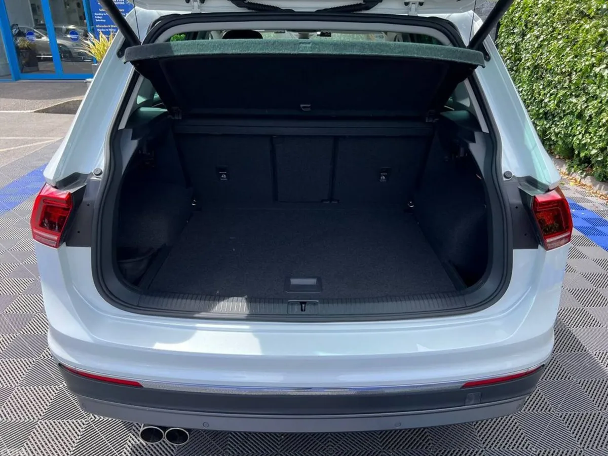 Volkswagen Tiguan SUV, Diesel, 2019, White