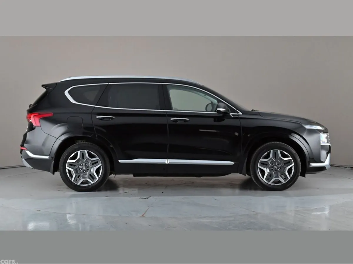 Hyundai Santa Fe SUV, Petrol Plug-in Hybrid, 2023, Black