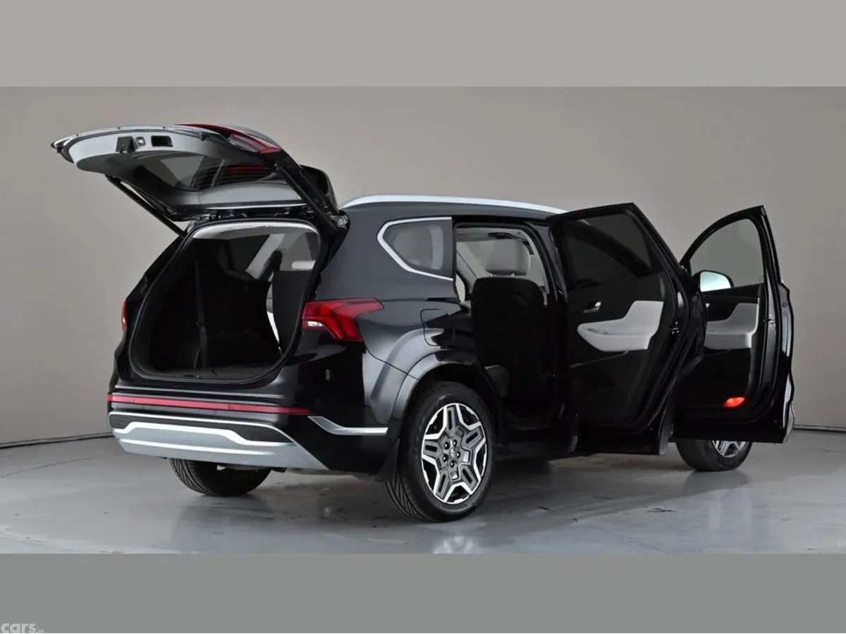 Hyundai Santa Fe SUV, Petrol Plug-in Hybrid, 2023, Black