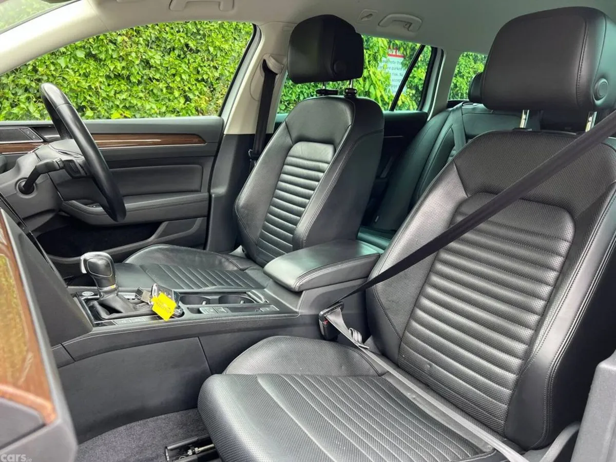 Volkswagen Passat Estate, Diesel, 2018, White