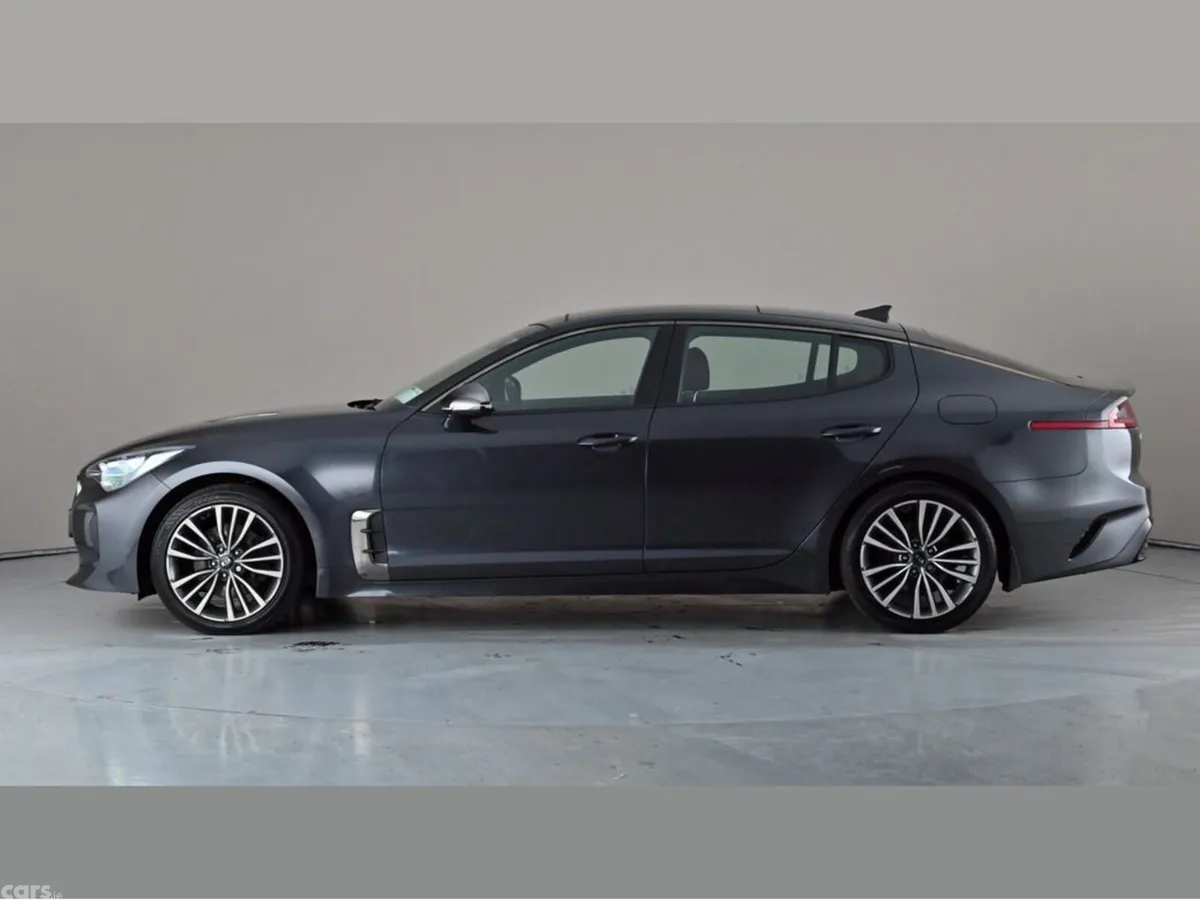 Kia Stinger Saloon, Diesel, 2019, Grey