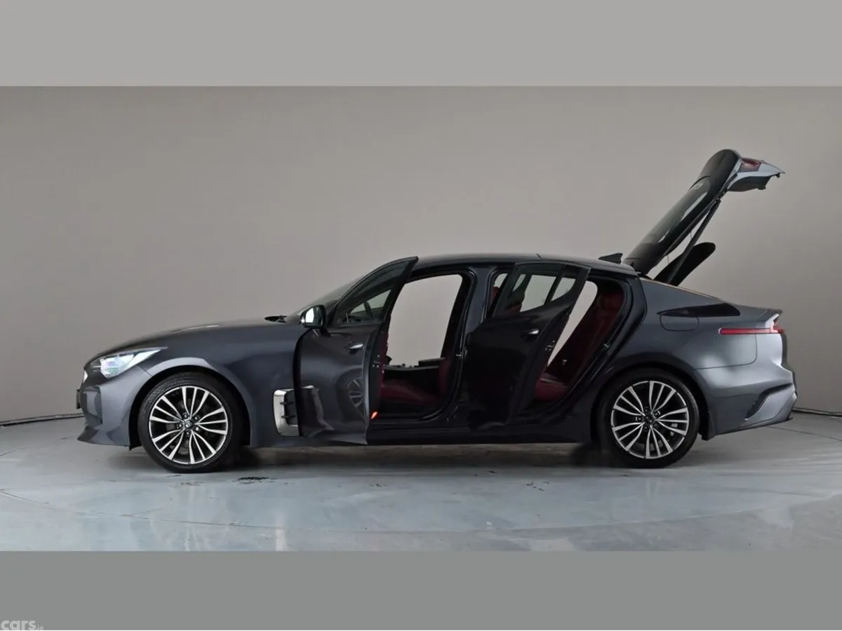 Kia Stinger Saloon, Diesel, 2019, Grey
