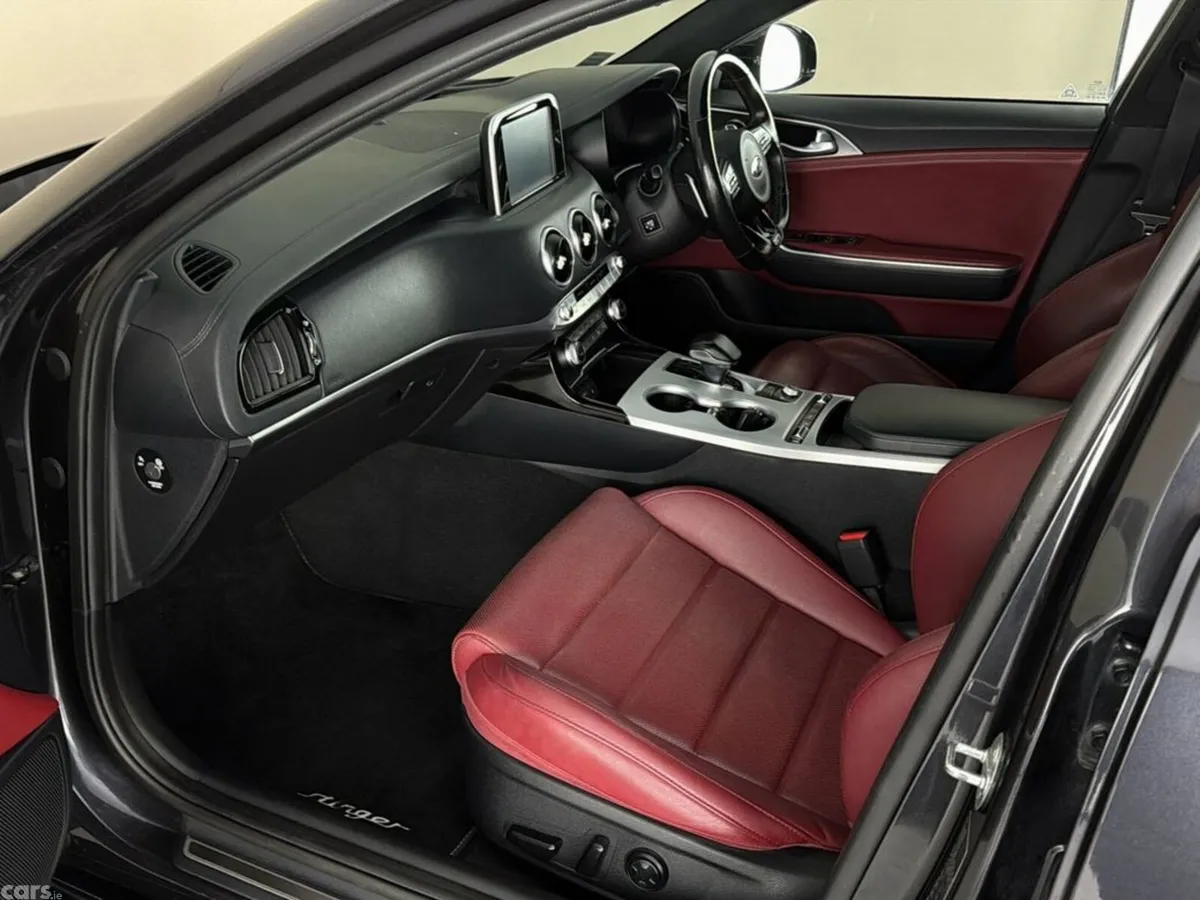 Kia Stinger Saloon, Diesel, 2019, Grey