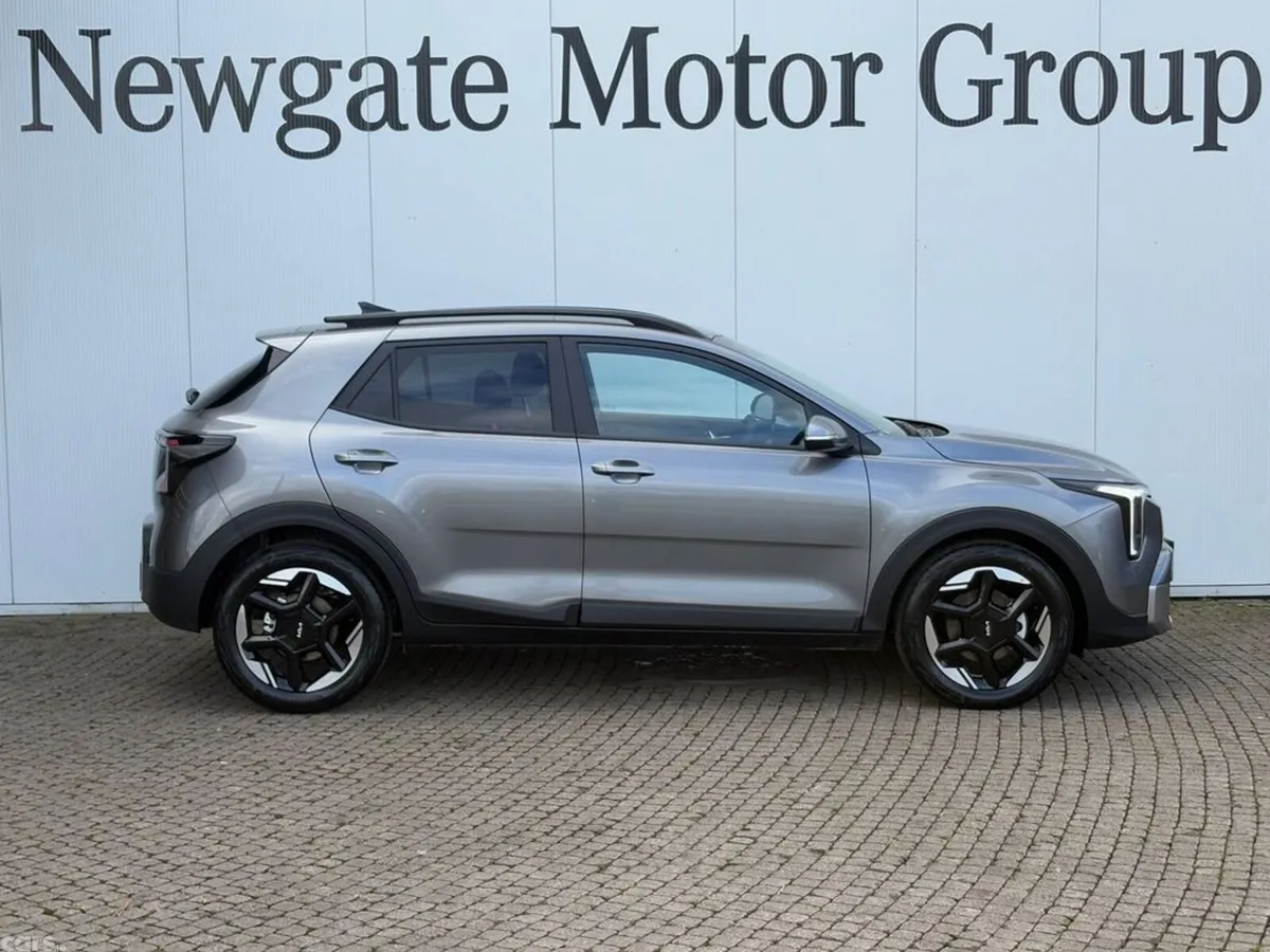Kia Stonic Hatchback, Petrol, 2027, Grey