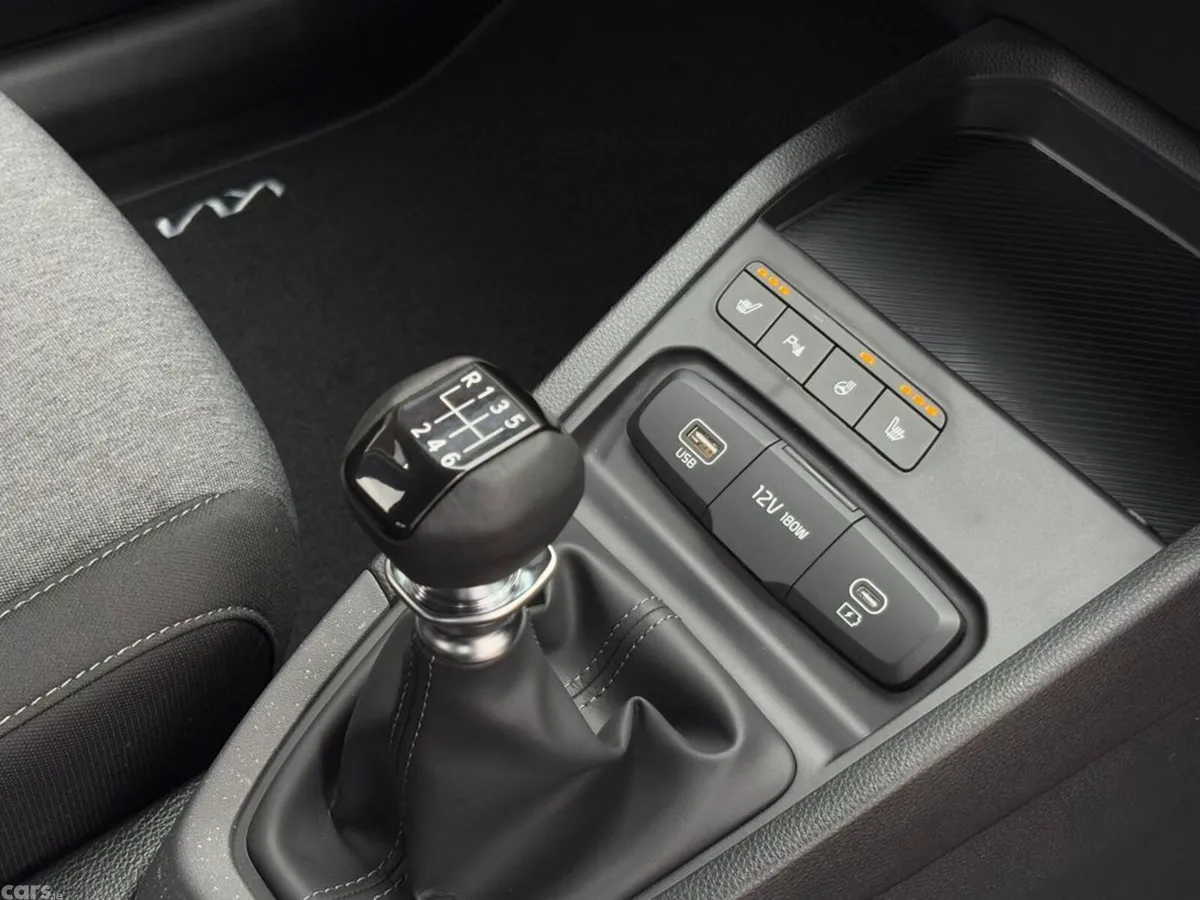 Kia Stonic Hatchback, Petrol, 2027, Grey