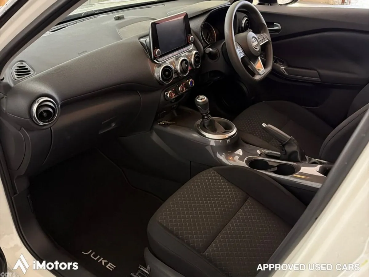 Nissan Juke SUV, Petrol, 2024, White