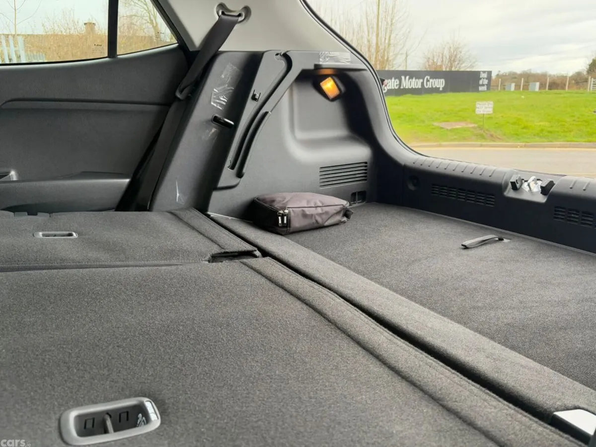 Kia Stonic Hatchback, Petrol, 2027, Grey