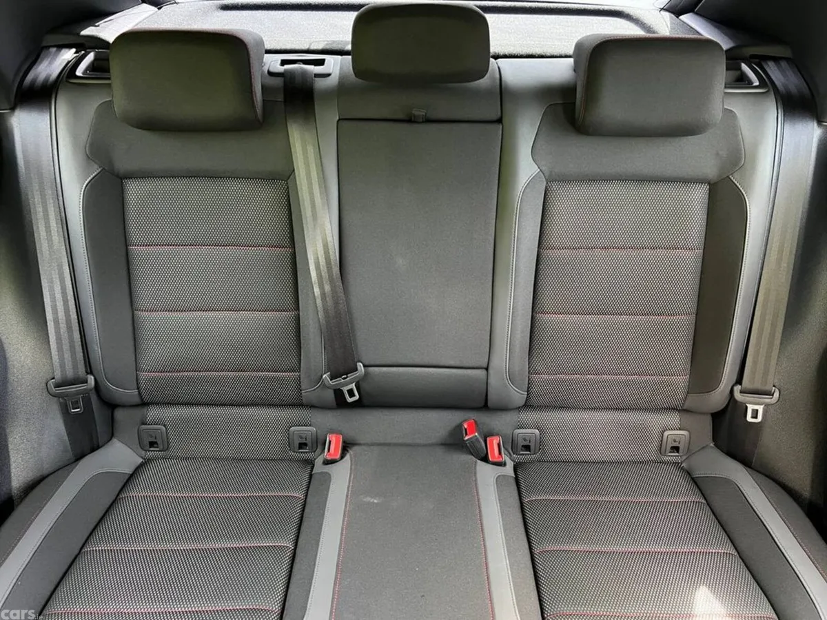 Volkswagen T-Roc SUV, Diesel, 2021, White