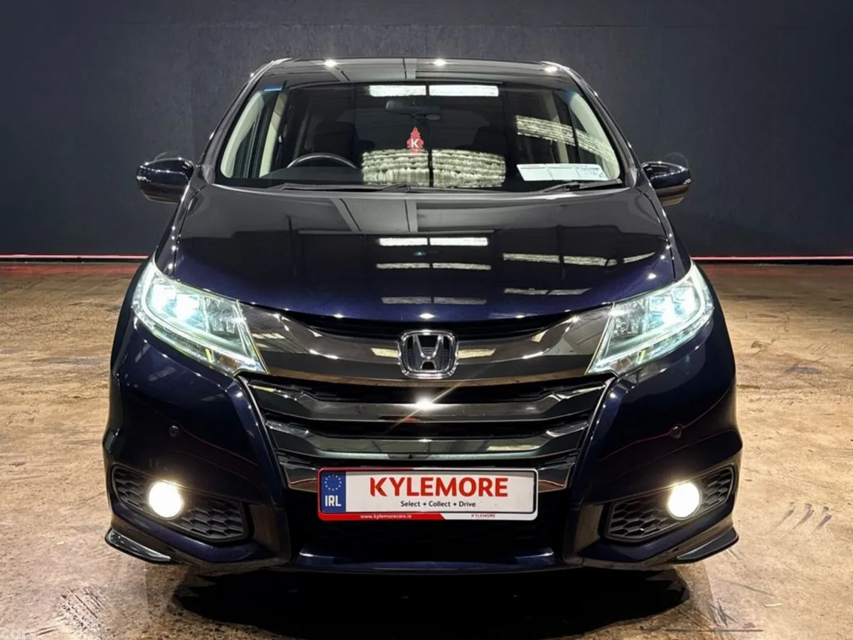 Honda Odyssey MPV, Petrol Hybrid, 2016, Blue