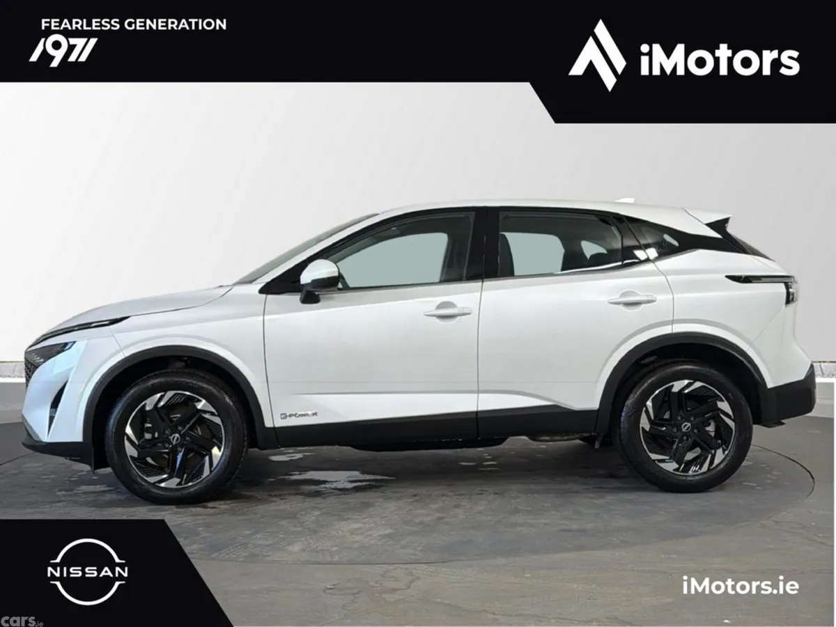 Nissan Qashqai SUV, Petrol Hybrid, 2027, White