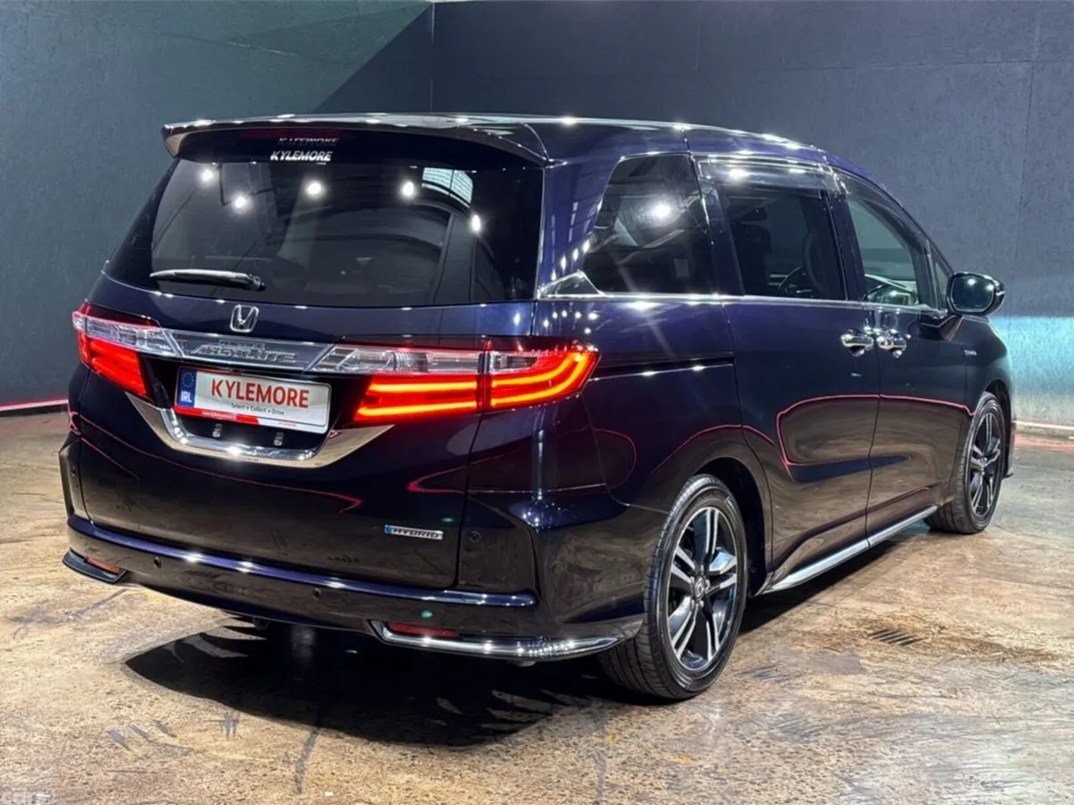 Honda Odyssey MPV, Petrol Hybrid, 2016, Blue