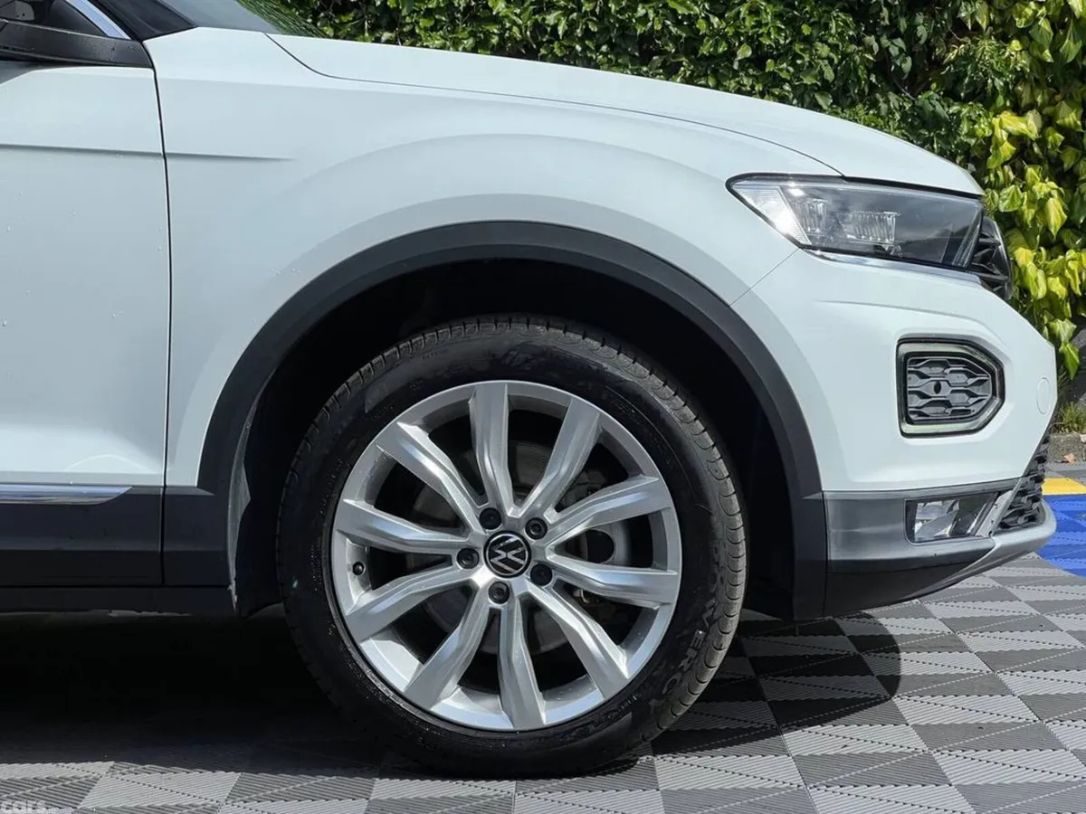 Volkswagen T-Roc SUV, Diesel, 2021, White