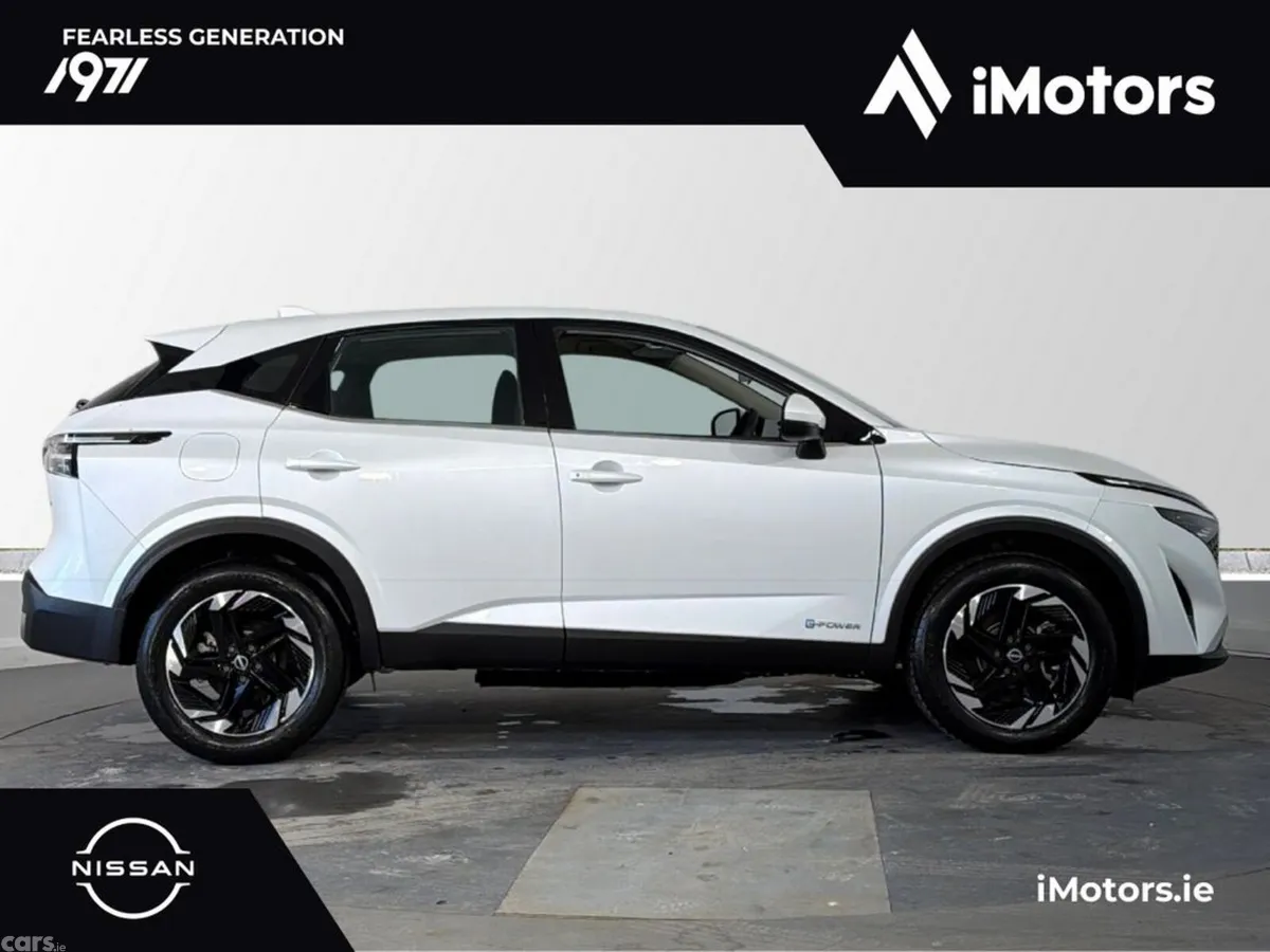 Nissan Qashqai SUV, Petrol Hybrid, 2027, White