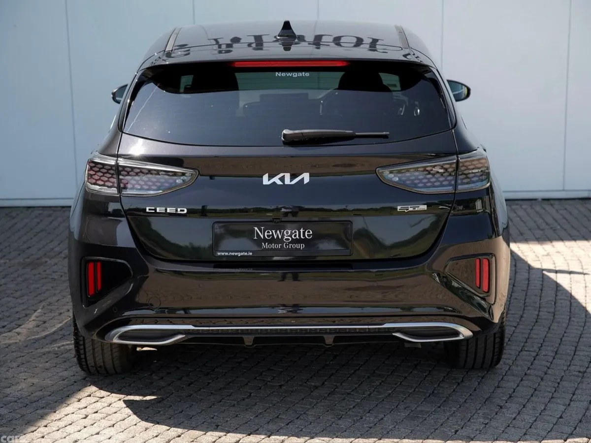 Kia Ceed Hatchback, Petrol, 2025, Black