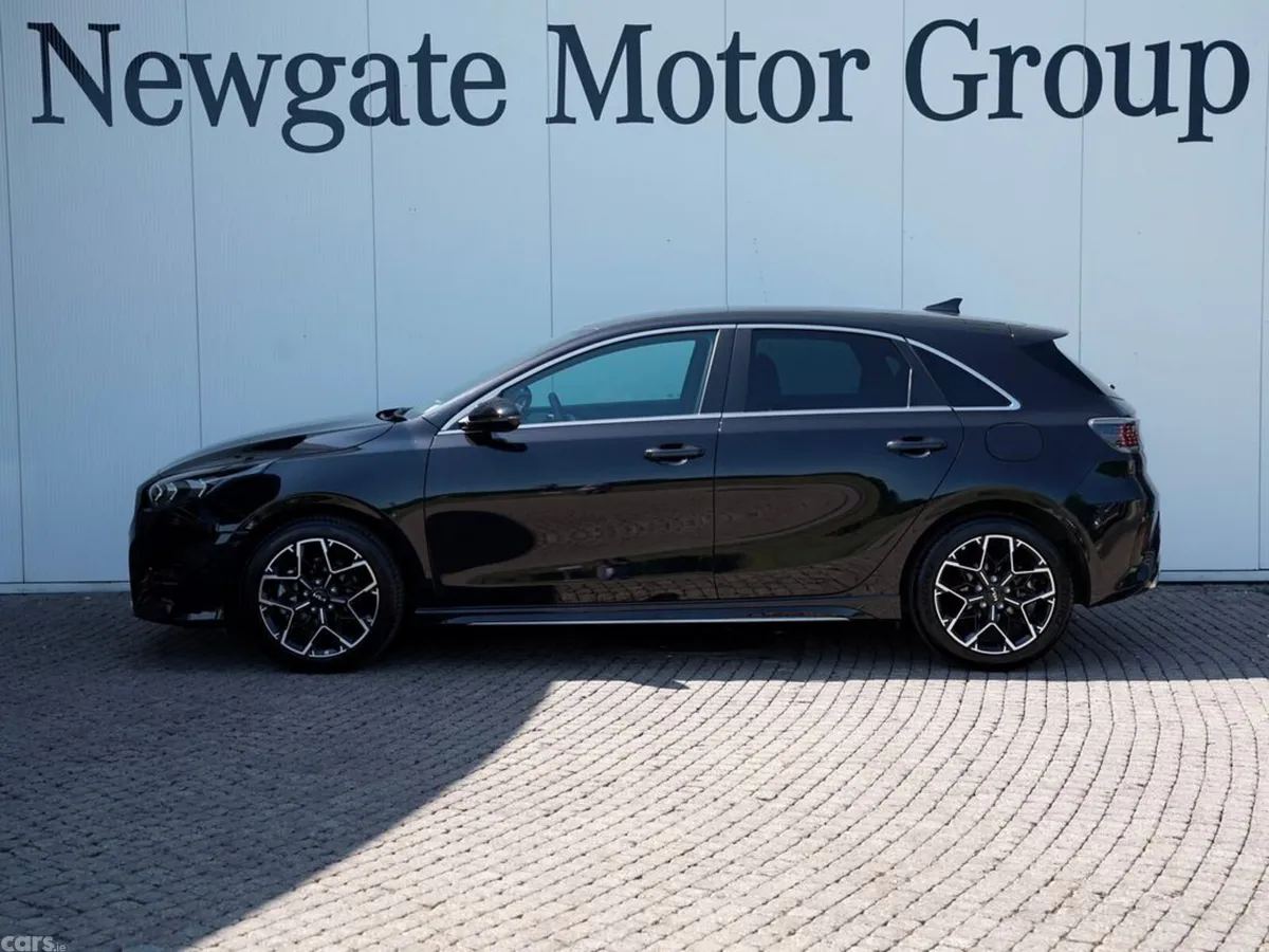 Kia Ceed Hatchback, Petrol, 2025, Black