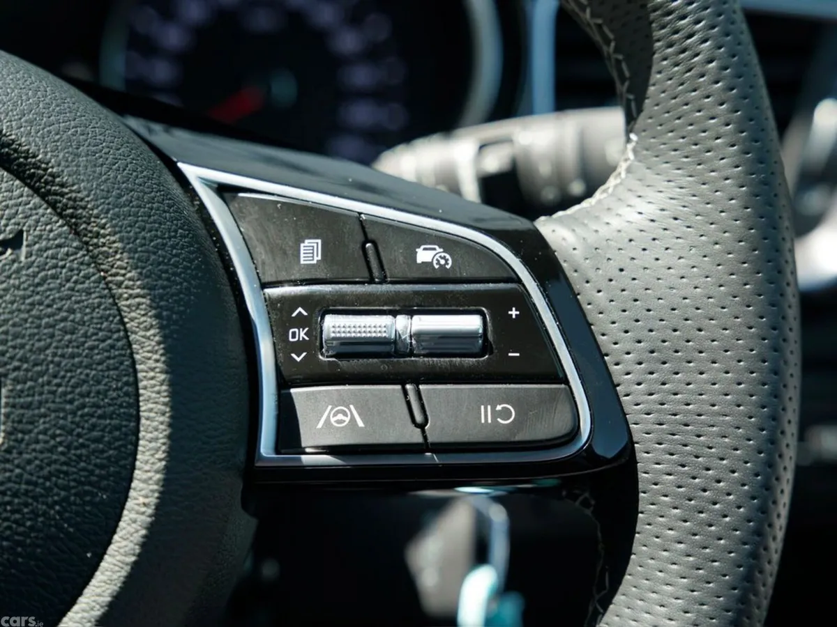 Kia Ceed Hatchback, Petrol, 2025, Black