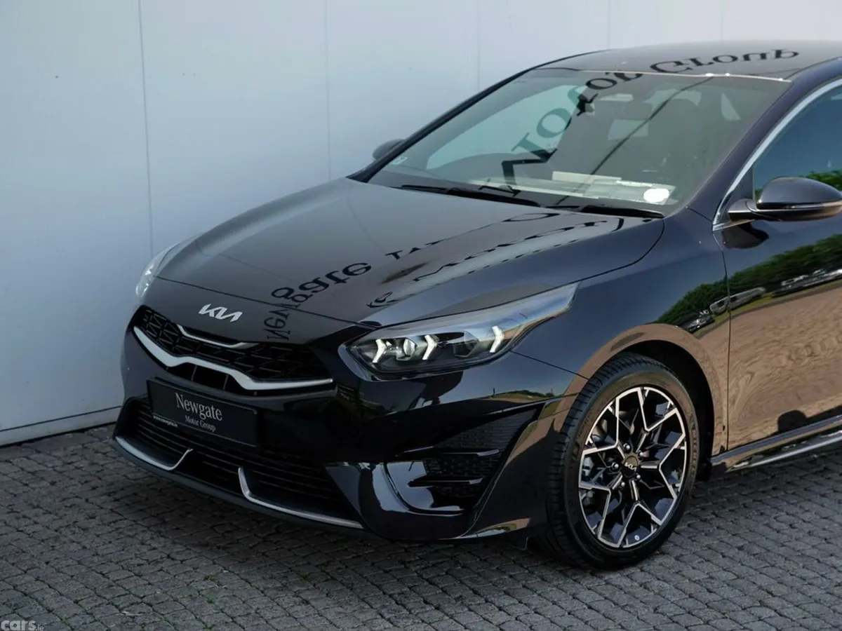 Kia Ceed Hatchback, Petrol, 2025, Black