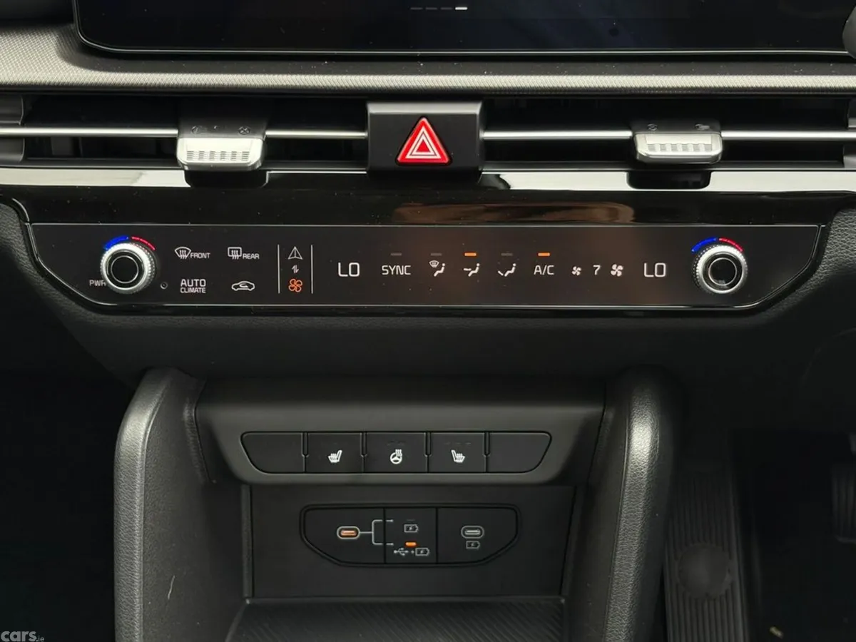Kia Sportage SUV, Diesel, 2027, Blue