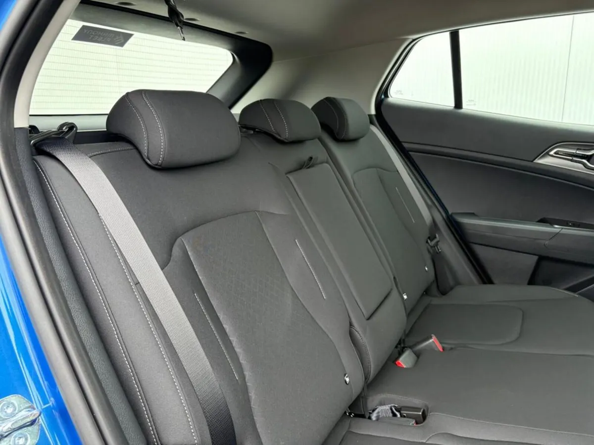 Kia Sportage SUV, Diesel, 2027, Blue