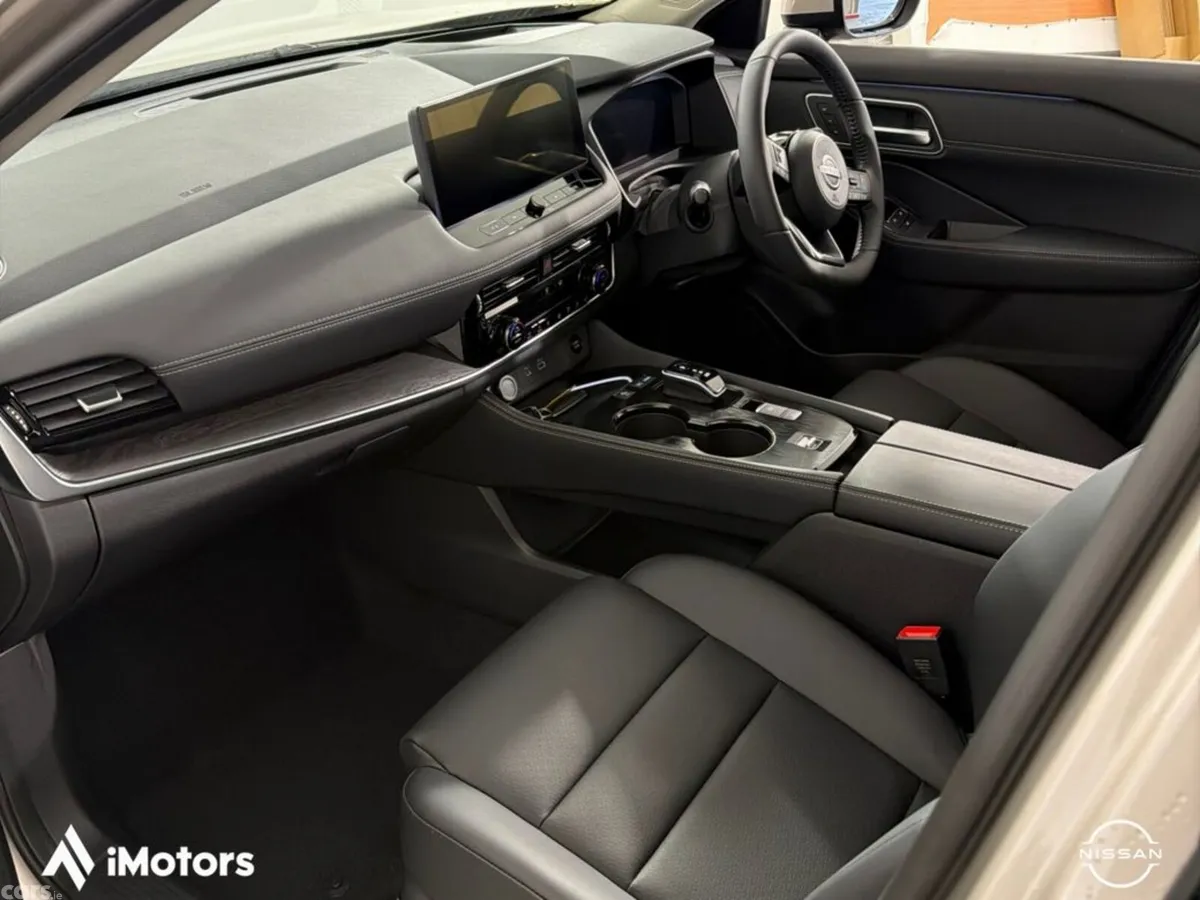 Nissan X-Trail SUV, Petrol Hybrid, 2027, Gold