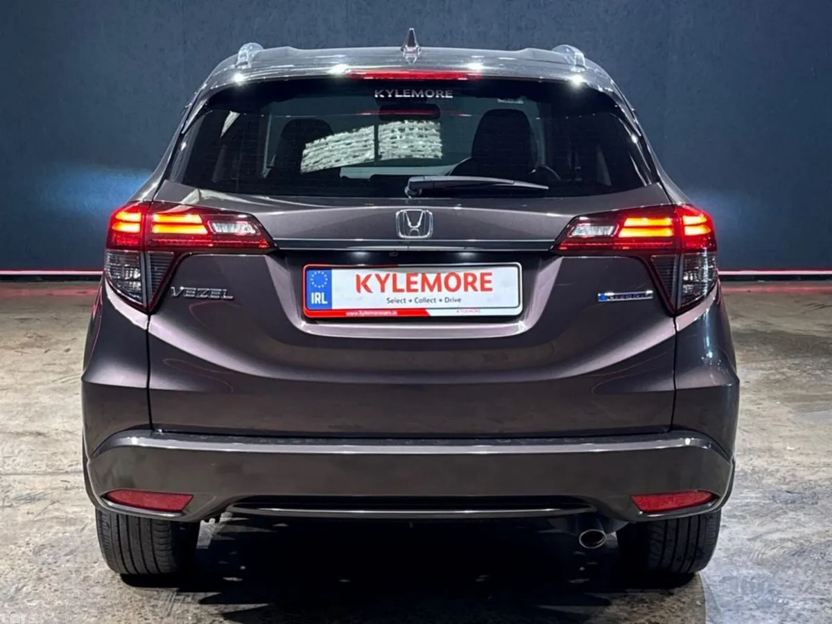 Honda Vezel SUV, Petrol Hybrid, 2018, Brown