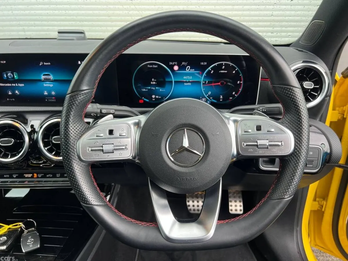Mercedes-Benz A-Class Hatchback, Diesel, 2019, Yellow