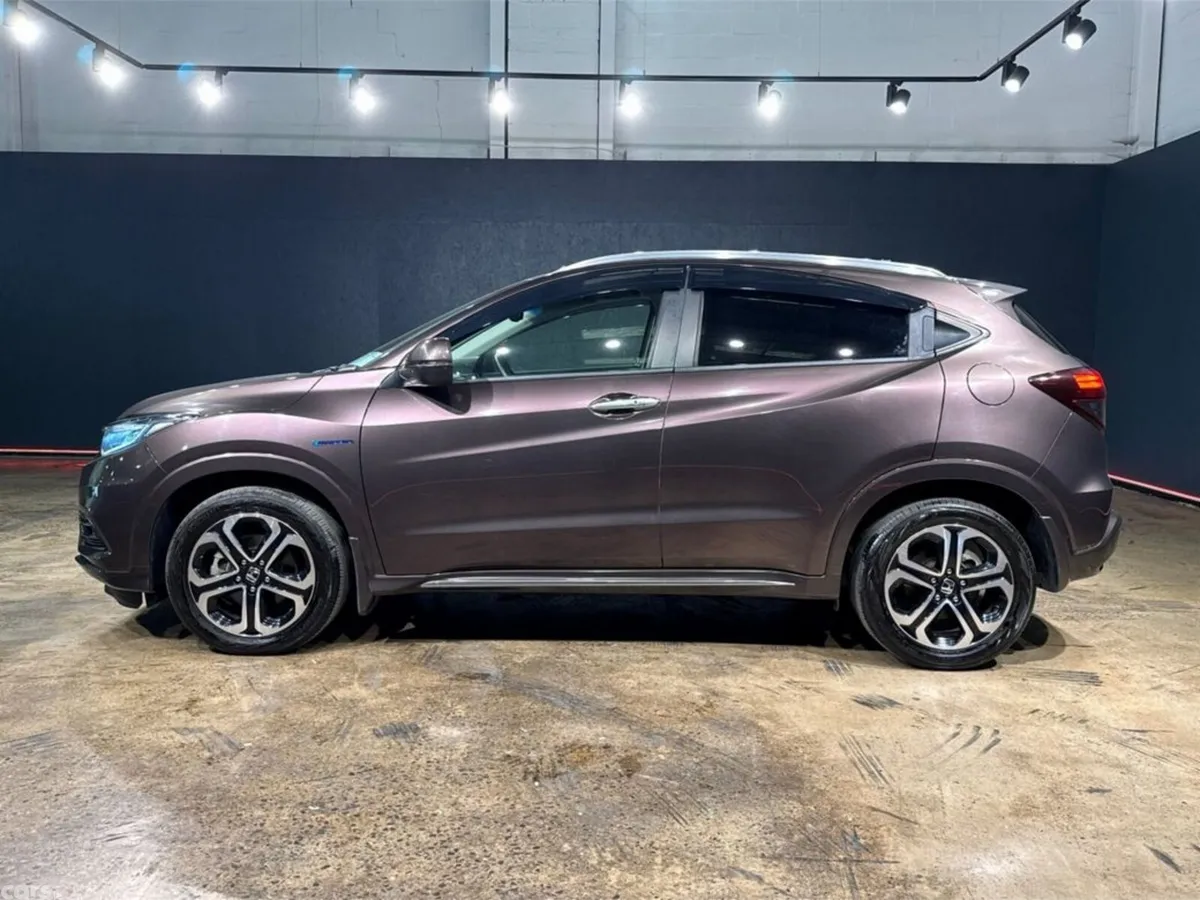 Honda Vezel SUV, Petrol Hybrid, 2018, Brown