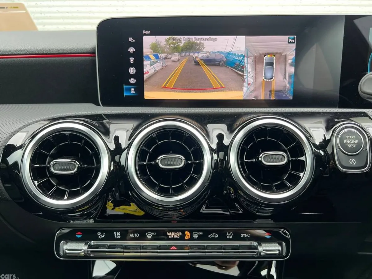 Mercedes-Benz A-Class Hatchback, Diesel, 2019, Yellow