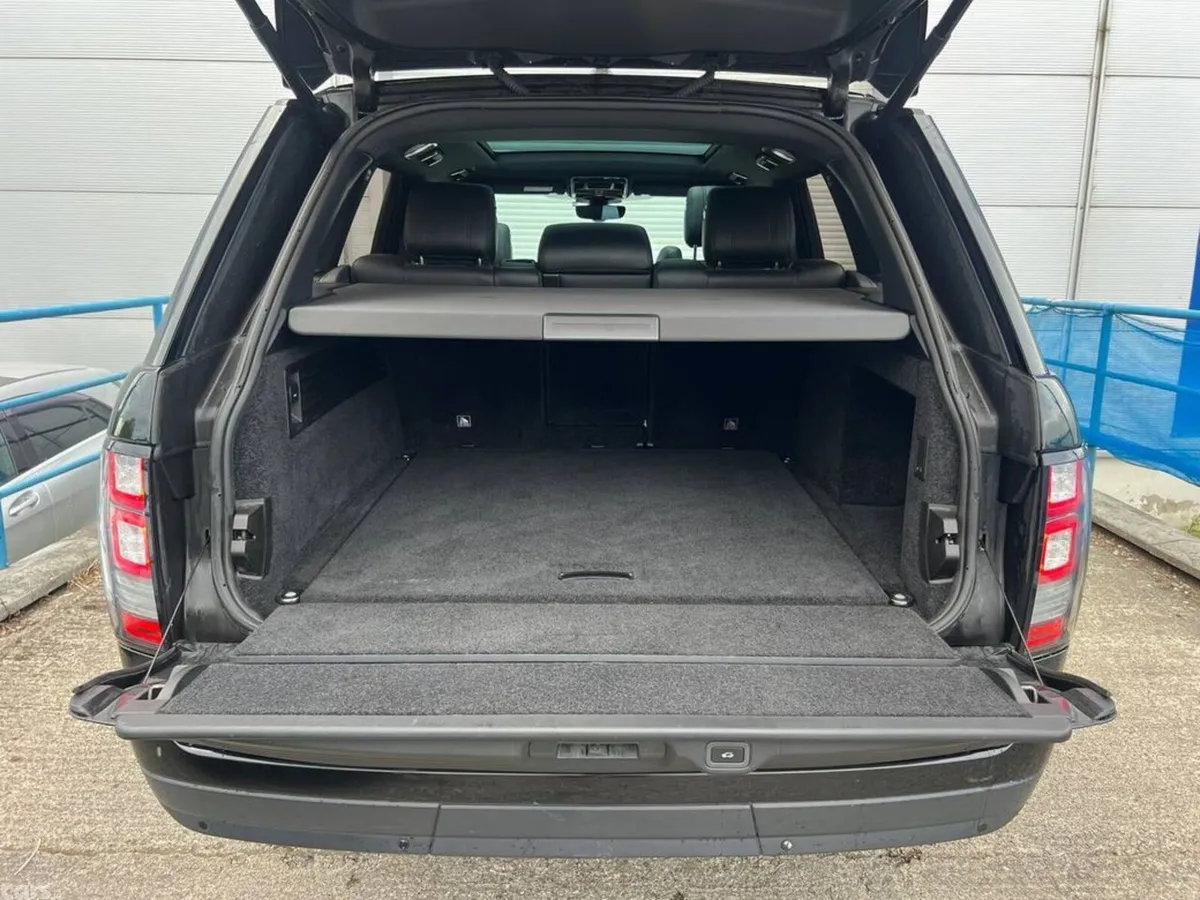 Land Rover Range Rover SUV, Diesel, 2018, Black