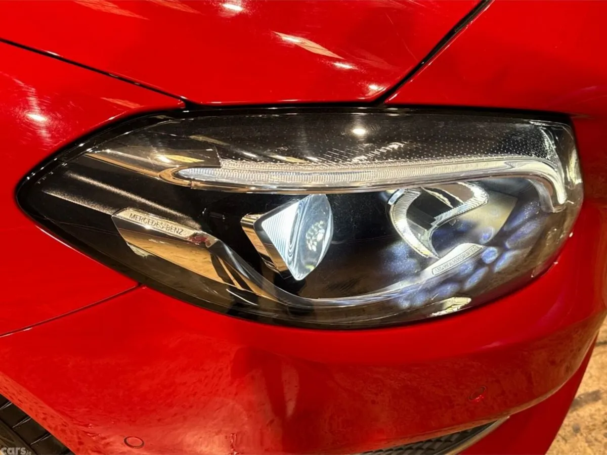 Mercedes-Benz B-Class Hatchback, Petrol, 2018, Red