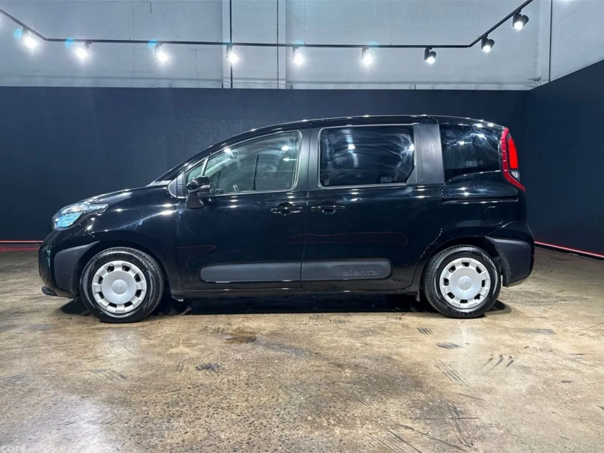 Toyota Sienta MPV, Petrol Hybrid, 2023, Black
