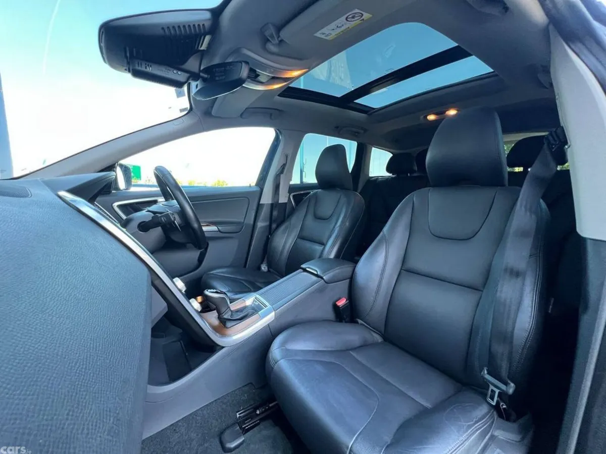Volvo XC60 SUV, Diesel, 2017, Black