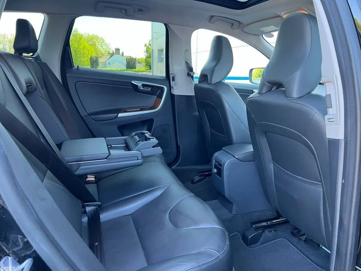 Volvo XC60 SUV, Diesel, 2017, Black