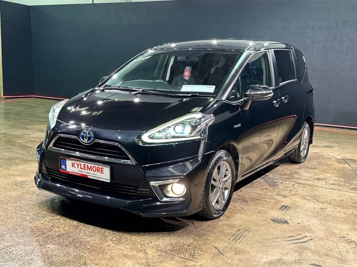 Toyota Sienta MPV, Petrol Hybrid, 2017, Black