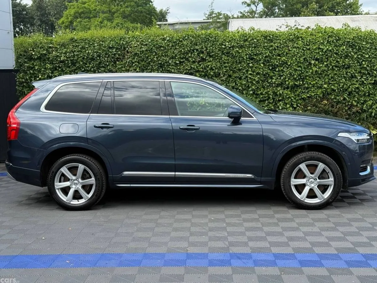 Volvo XC90 SUV, Petrol Plug-in Hybrid, 2022, Blue
