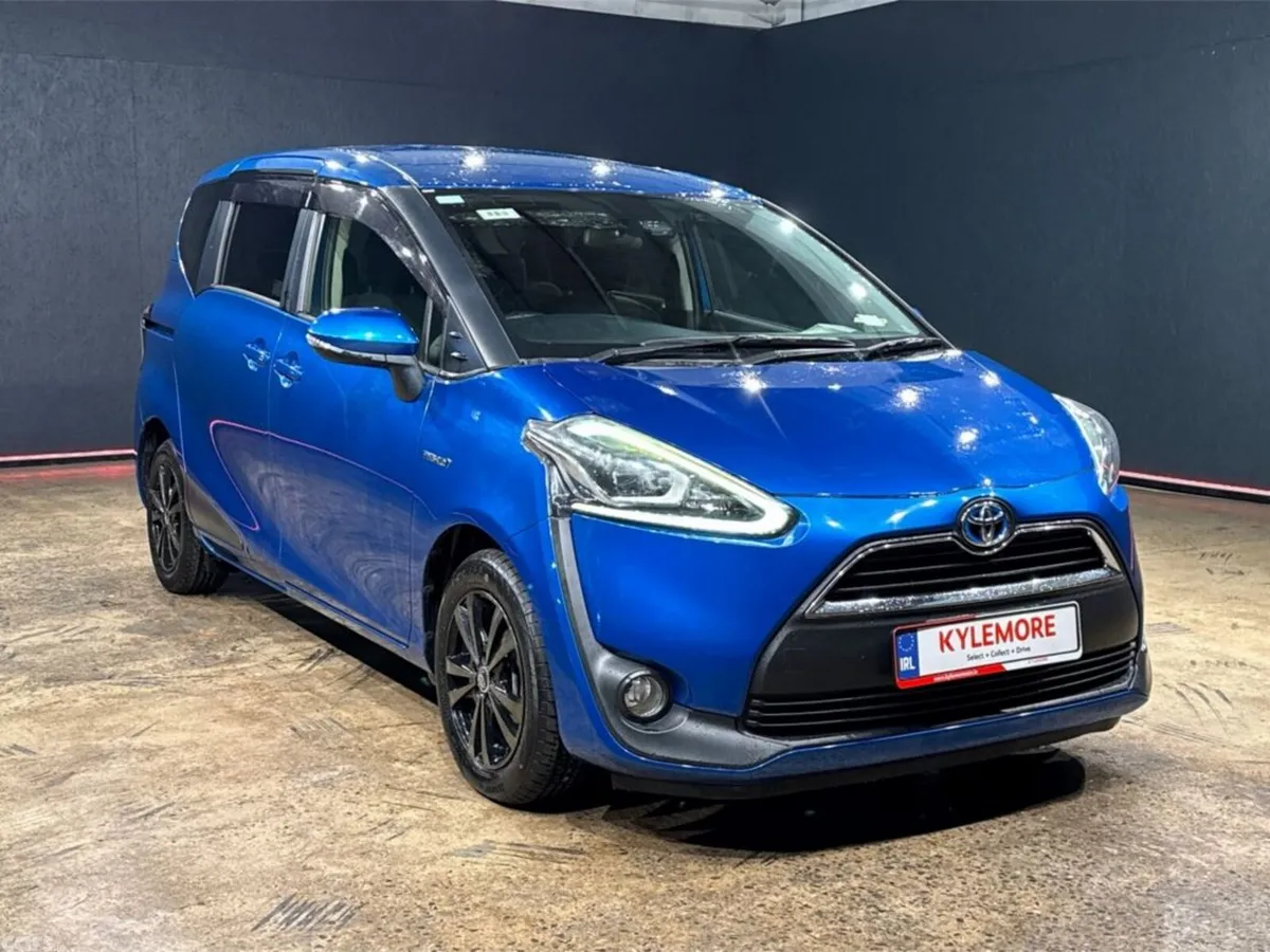 Toyota Sienta MPV, Petrol Hybrid, 2017, Blue