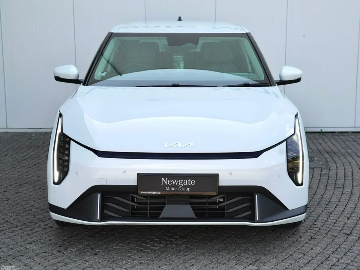 Kia EV4 Hatchback, Electric, 2027, White