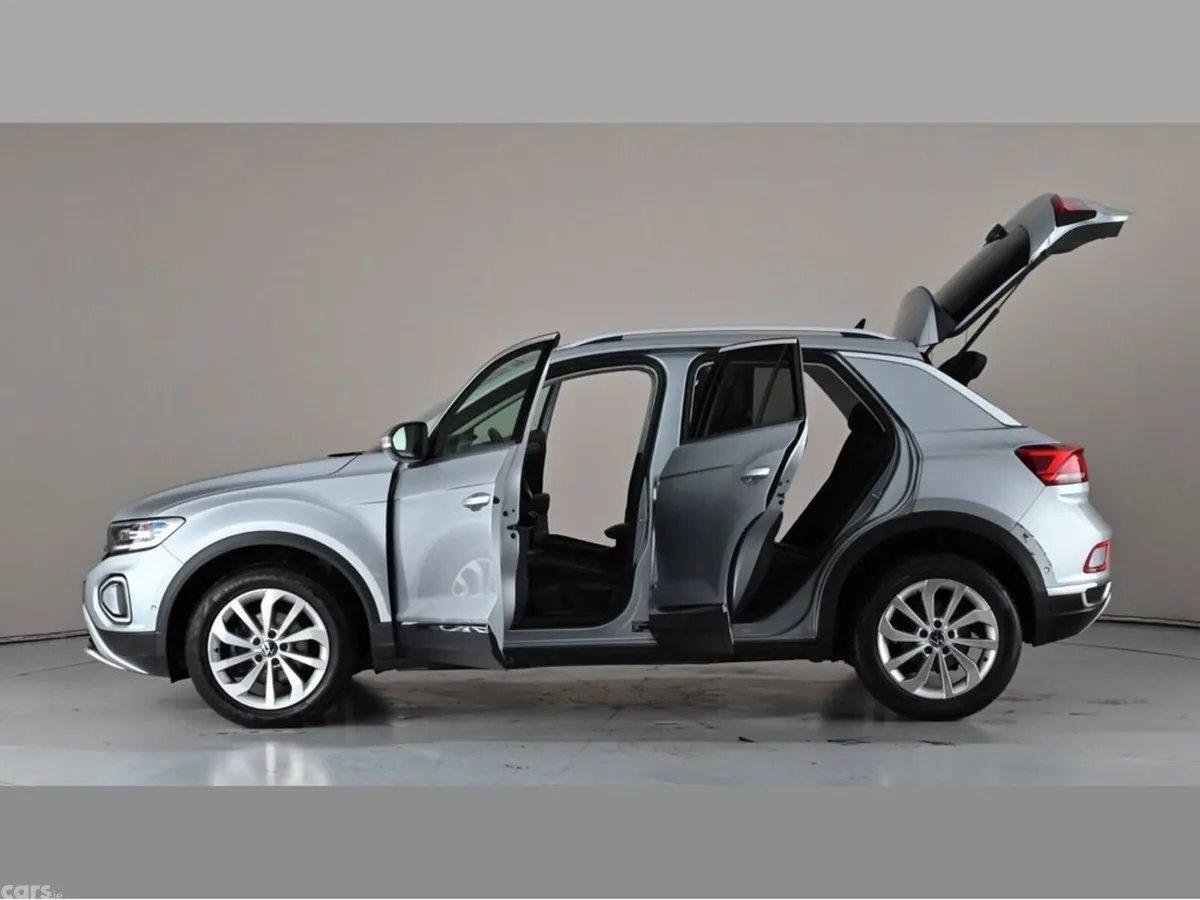 Volkswagen T-Roc MPV, Petrol, 2023, Grey
