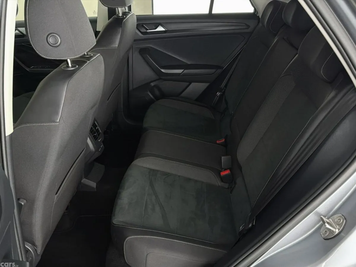 Volkswagen T-Roc MPV, Petrol, 2023, Grey