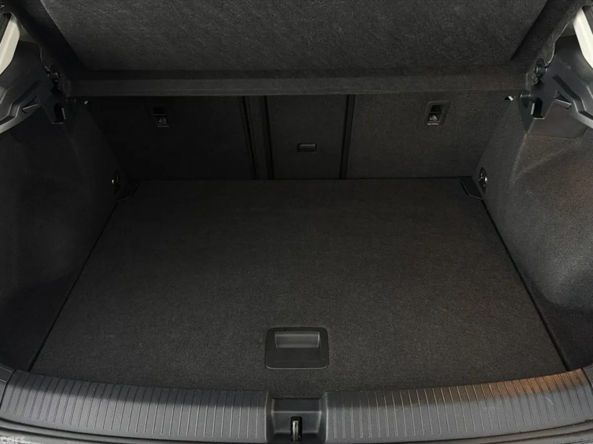 Volkswagen T-Roc MPV, Petrol, 2023, Grey