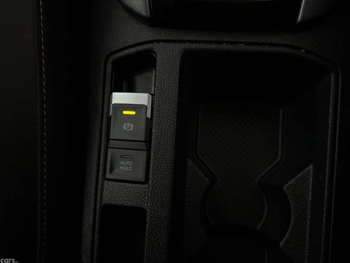 Volkswagen T-Roc MPV, Petrol, 2023, Grey