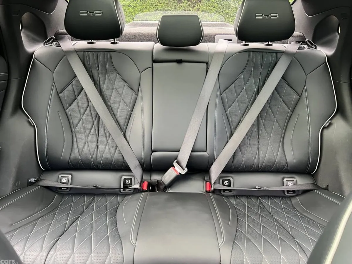 BYD SEAL Saloon, Electric, 2024, Black