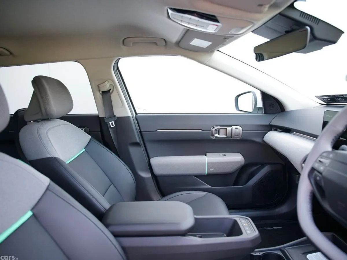 Kia EV4 Hatchback, Electric, 2027, White