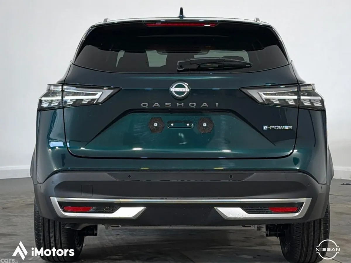 Nissan Qashqai SUV, Petrol Hybrid, 2027, Green