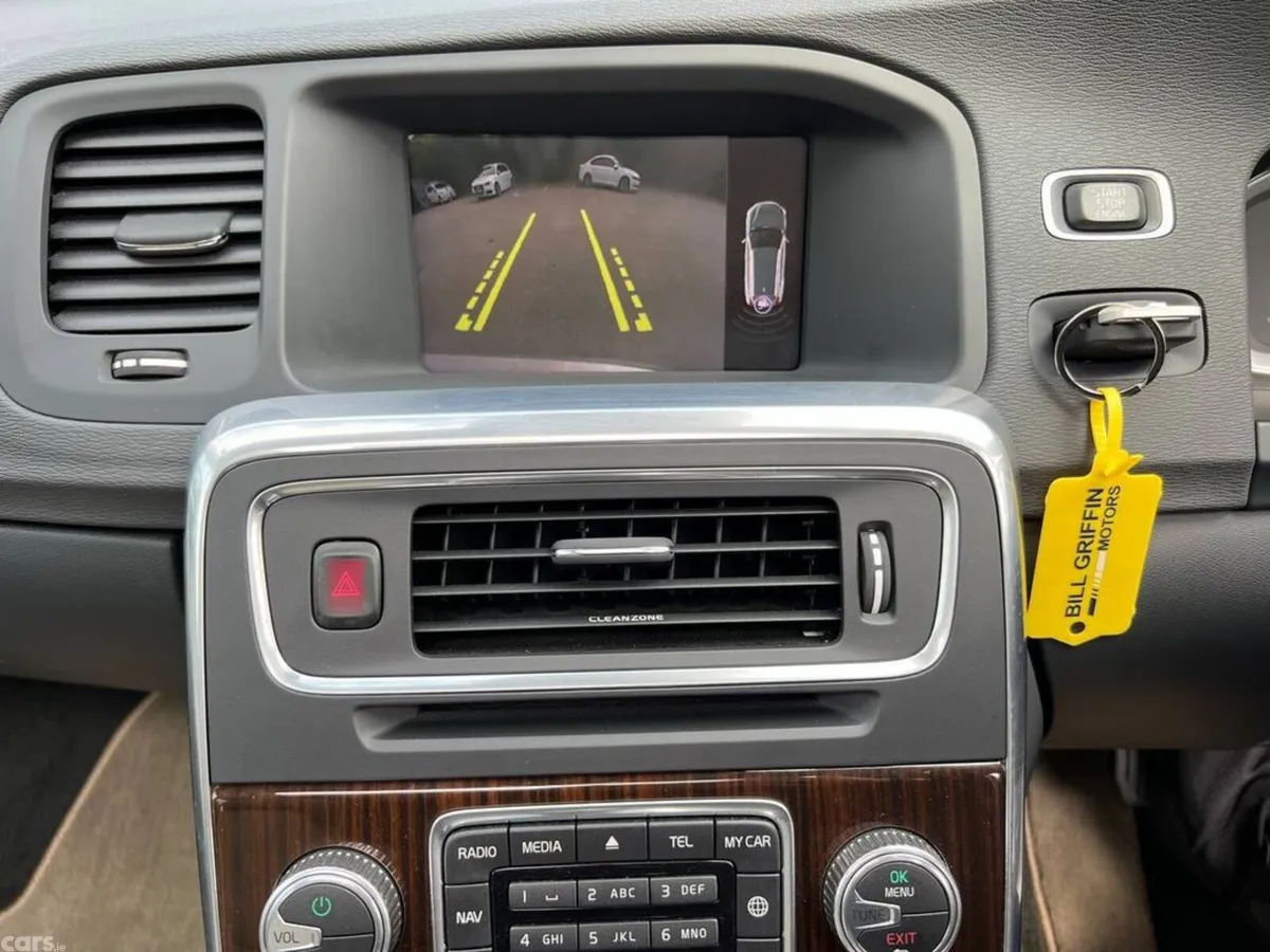 Volvo V60 Estate, Diesel, 2018, Gold