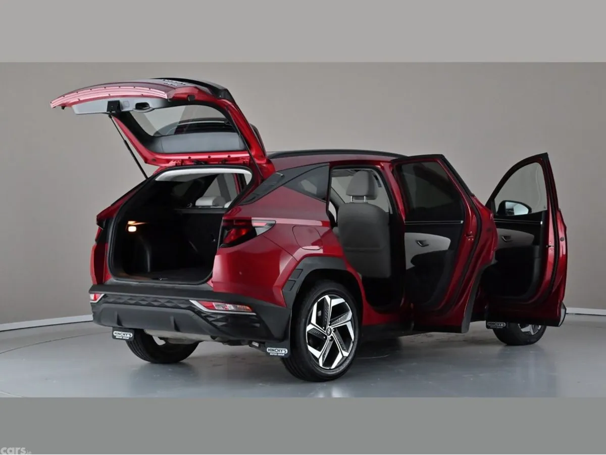 Hyundai Tucson MPV, Petrol Plug-in Hybrid, 2022, Red